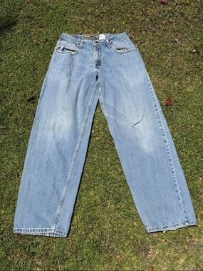 Silvertab A Levi’s Brand Distressed Light Wash Baggy Denim